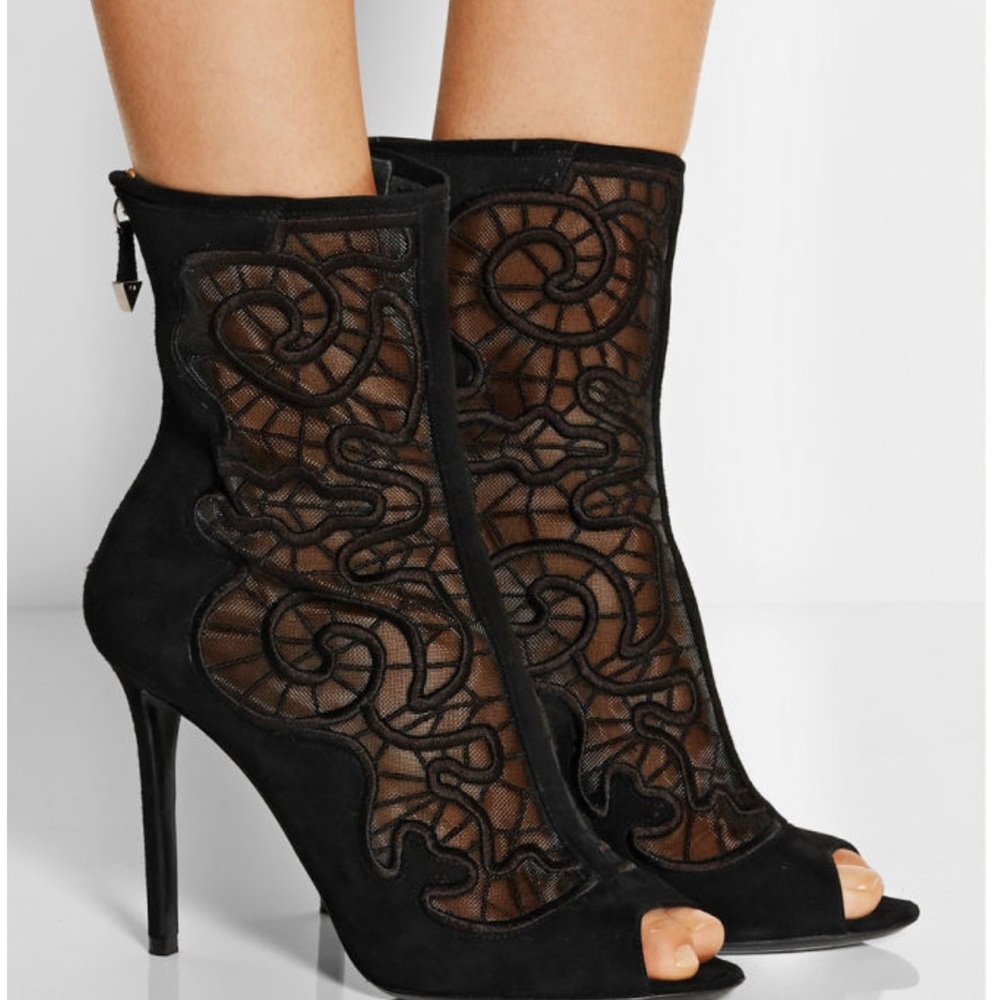 Nicholas Kirkwood Black Lace Peep-Toe Heels